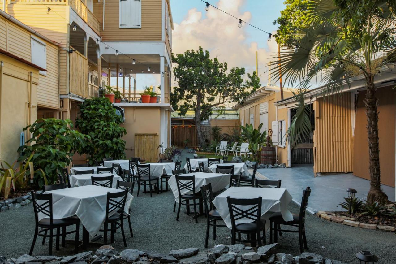 Отель Victoria House Frederiksted Экстерьер фото
