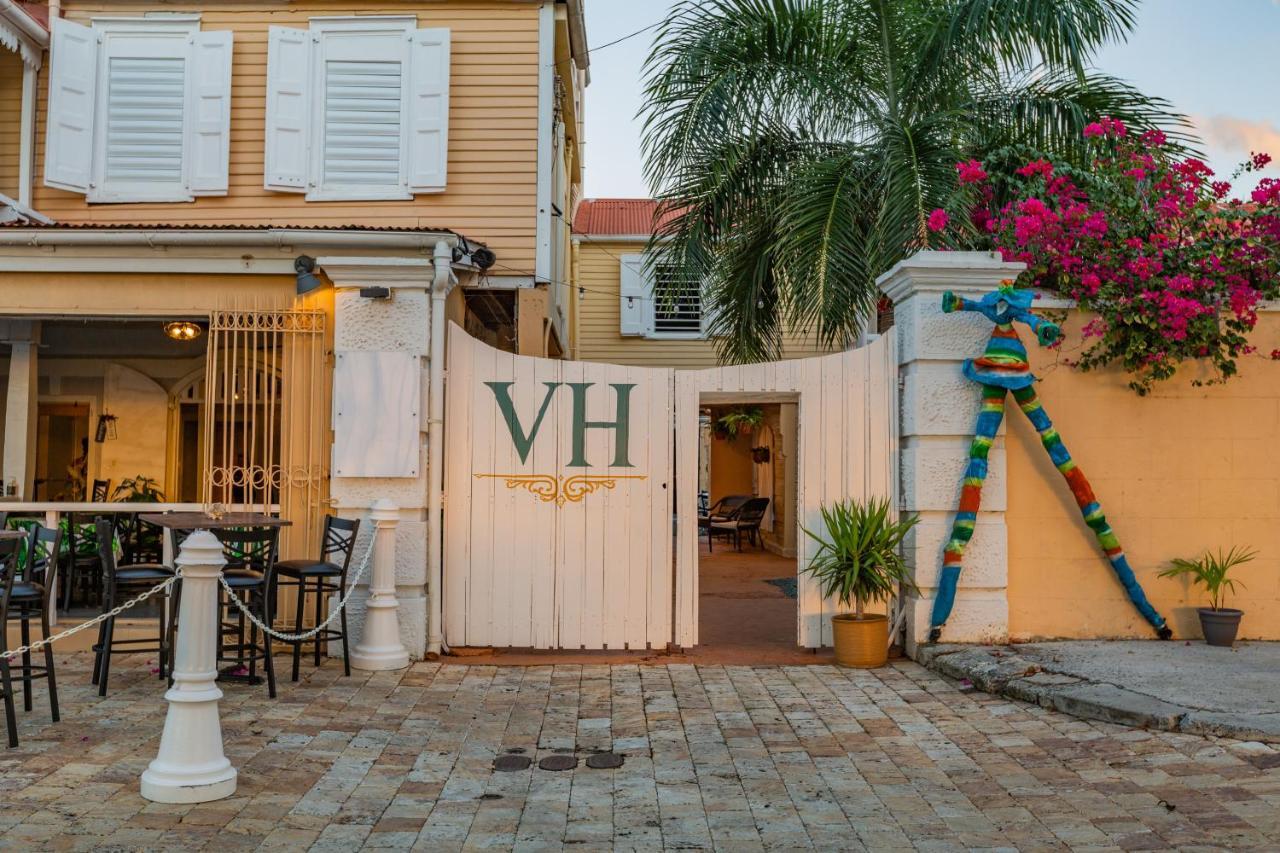 Отель Victoria House Frederiksted Экстерьер фото