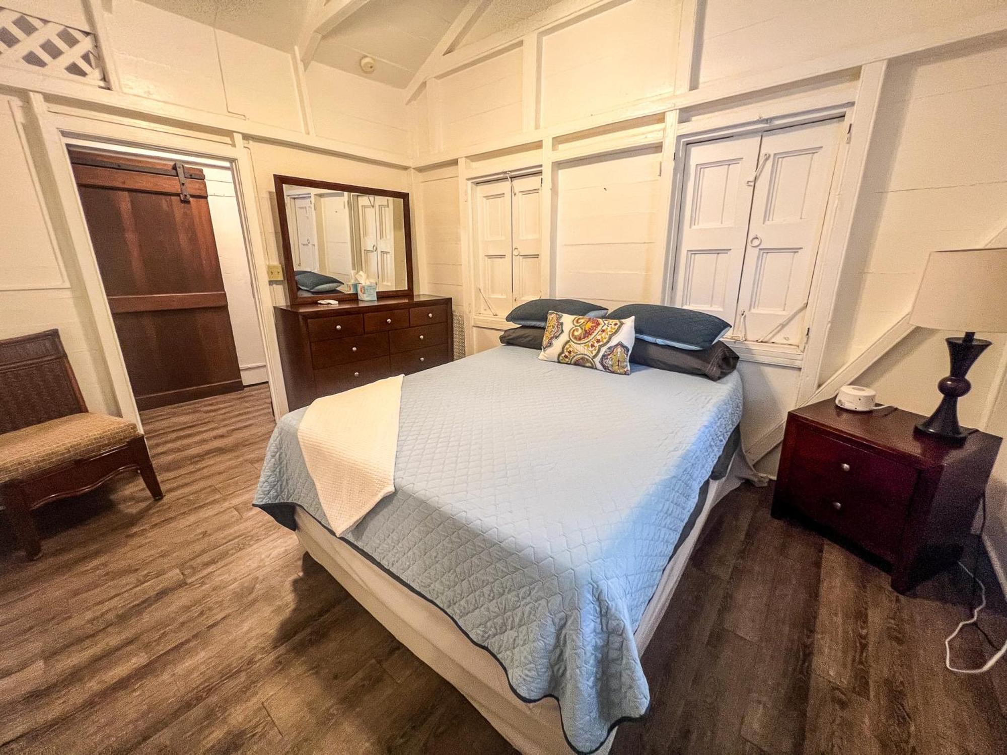 Отель Victoria House Frederiksted Экстерьер фото