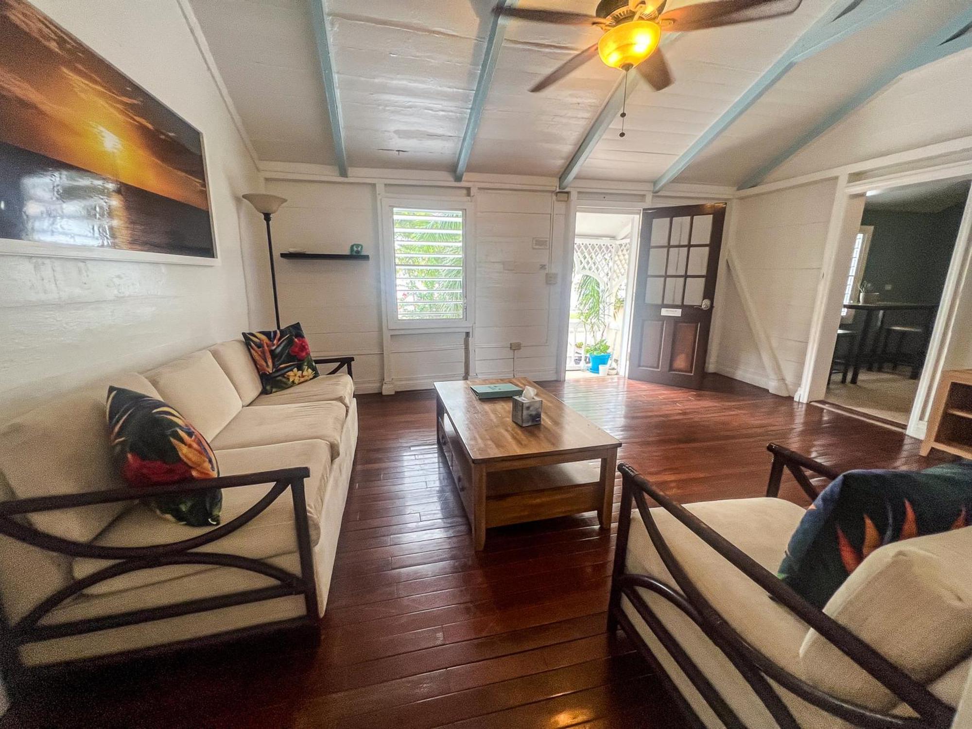 Отель Victoria House Frederiksted Экстерьер фото